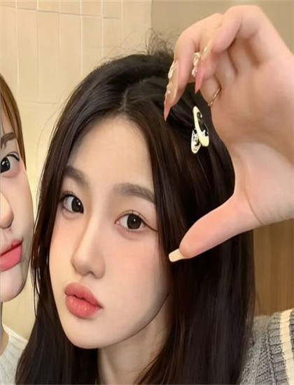 國拍自產精品福利區_閨蜜2韓國電影在線觀看